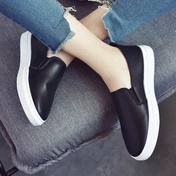 2020 Yeni Bahar Kadınlar Flats Sneakers Bale Daireler Oxfords Ayakkabı Kadınlar Loafer'lar üzerinde Kayma Beyaz Deri Konfor Düz Tekne Ayakkabı