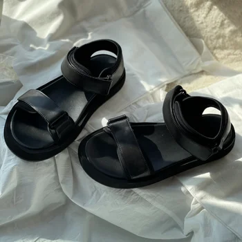 2023 Yaz Ayakkabı High-end Koyun Derisi plaj sandaletleri Kadınlar için