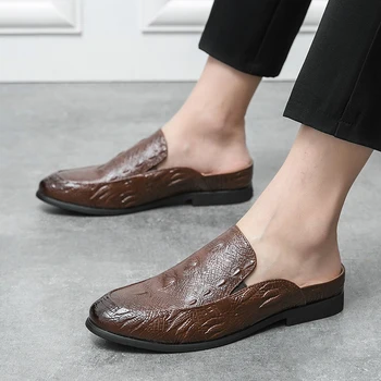 Yeni İtalyan Erkekler rahat ayakkabılar Lüks Marka Yaz Erkekler Yarım Loafer'lar Hakiki Deri Moccasins Hafif Nefes Tekne Ayakkabı üzerinde Kayma