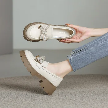 Mary Jane Kare Kök Yuvarlak Ayak Yükseltilmiş Kalın Taban Moda Trendi Düz Renk kadın ayakkabısı 2023 İlkbahar ve Sonbahar Ayakkabı