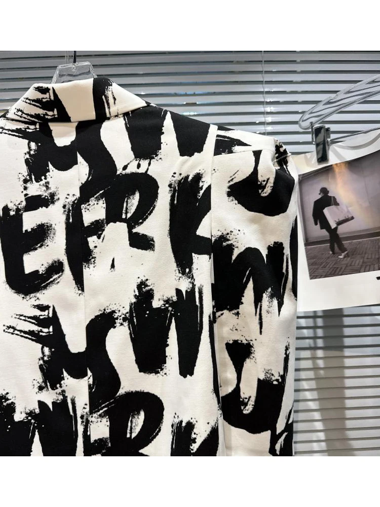 YÜKSEK KALITE Yeni Moda 2023 Tasarımcı Blazer Ceket kadın Mektubu Graffiti Tasarım Üç Boyutlu Omuz Pedi Blazer